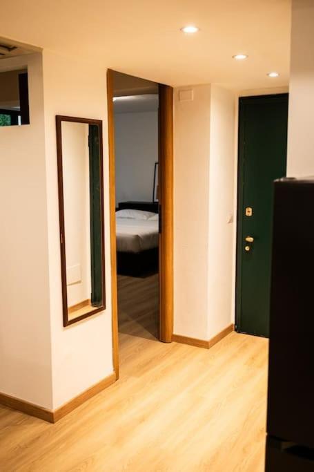 Fee4me Elegant Navigli Appartement